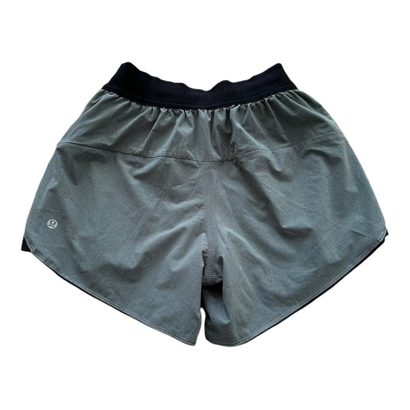 Lululemon reversible shorts - Picture 4 of 5